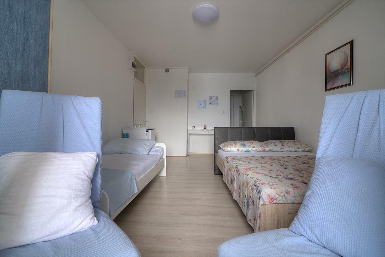 סנג' Apartments & Rooms Josephine מראה חיצוני תמונה